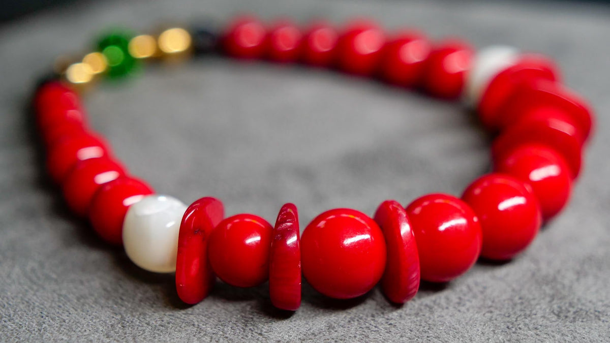 Knuckles Bracelet | Ceramic & Bamboo Coral