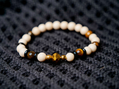 Meowth – Bracelet (Fossil Stone, Onyx & Tiger’s Eye)