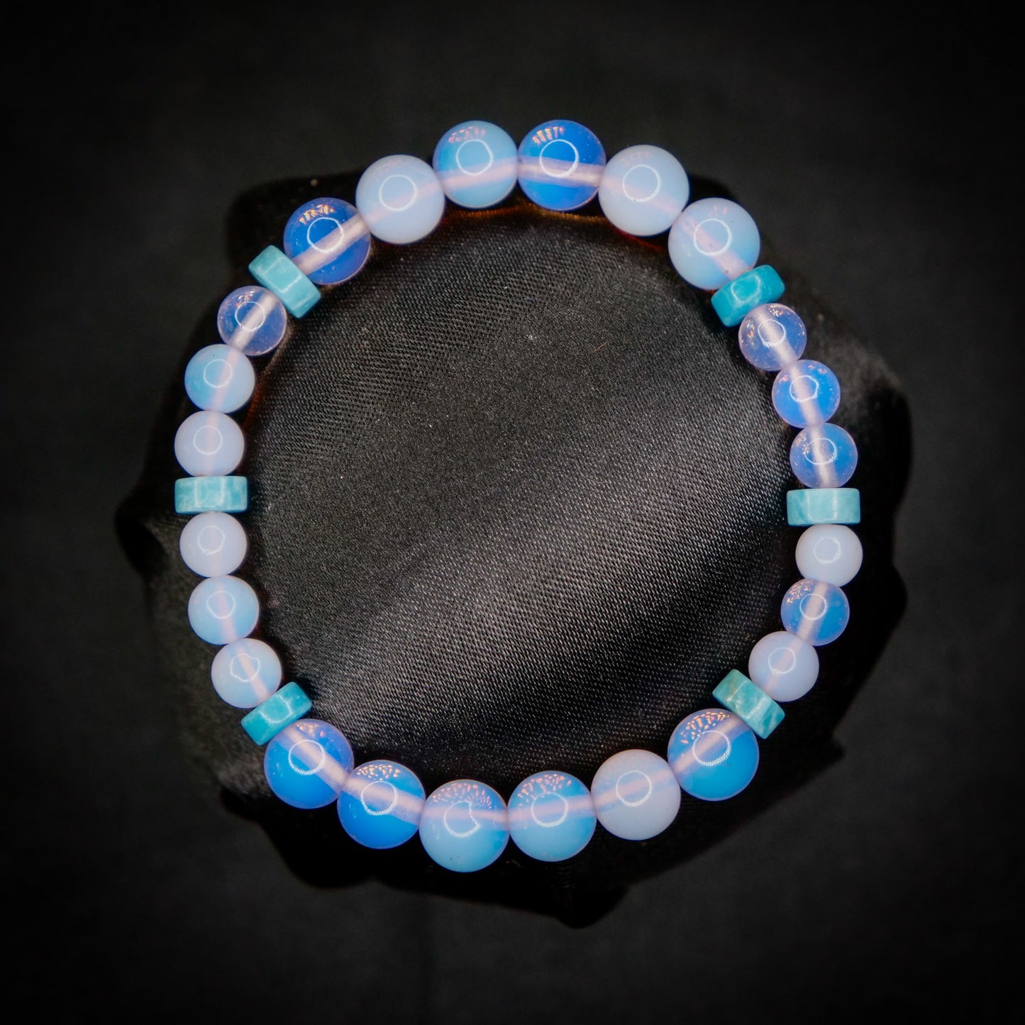 Heart of Curiosity Bracelet (Mew Inspired)